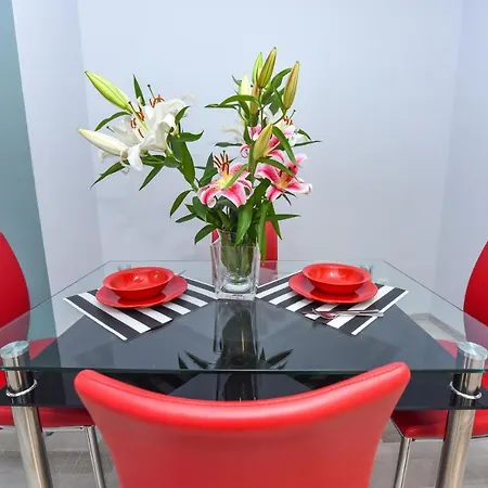 Pierre Cardin Deluxe Apartment With Terrace By Magniflex Bucharest Exterior photo