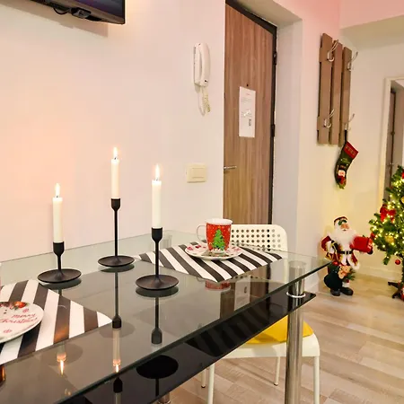 Pierre Cardin Deluxe Apartment With Terrace By Magniflex Bucharest Exterior photo