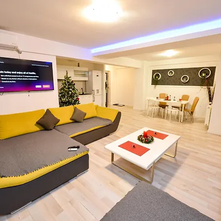 Pierre Cardin Deluxe Apartment With Terrace By Magniflex Bucharest Exterior photo