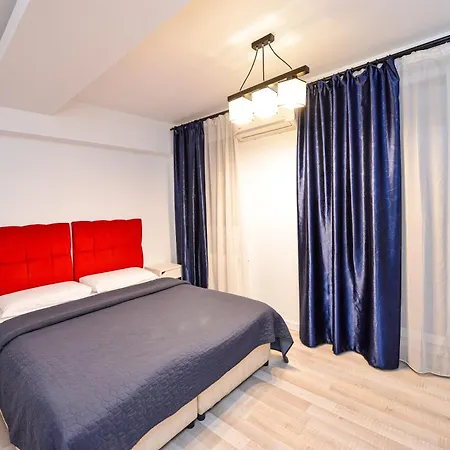 Pierre Cardin Deluxe Apartment With Terrace By Magniflex Bucharest Exterior photo