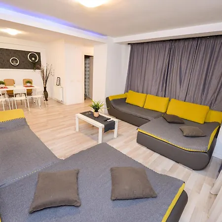 Pierre Cardin Deluxe Apartment With Terrace By Magniflex Bucharest Exterior photo