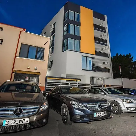 Pierre Cardin Deluxe Apartment With Terrace By Magniflex Bucharest Exterior photo
