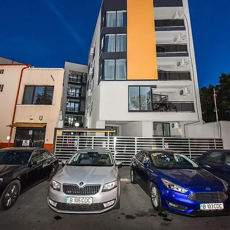 Pierre Cardin Deluxe Apartment With Terrace By Magniflex Bucharest Exterior photo