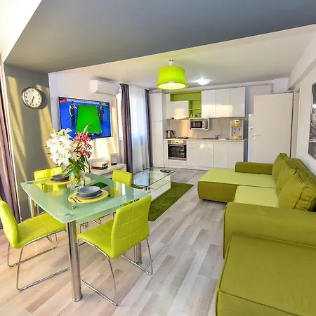 Pierre Cardin Deluxe Apartment With Terrace By Magniflex Bucharest Exterior photo