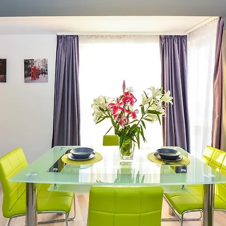 Pierre Cardin Deluxe Apartment With Terrace By Magniflex Bucharest Exterior photo