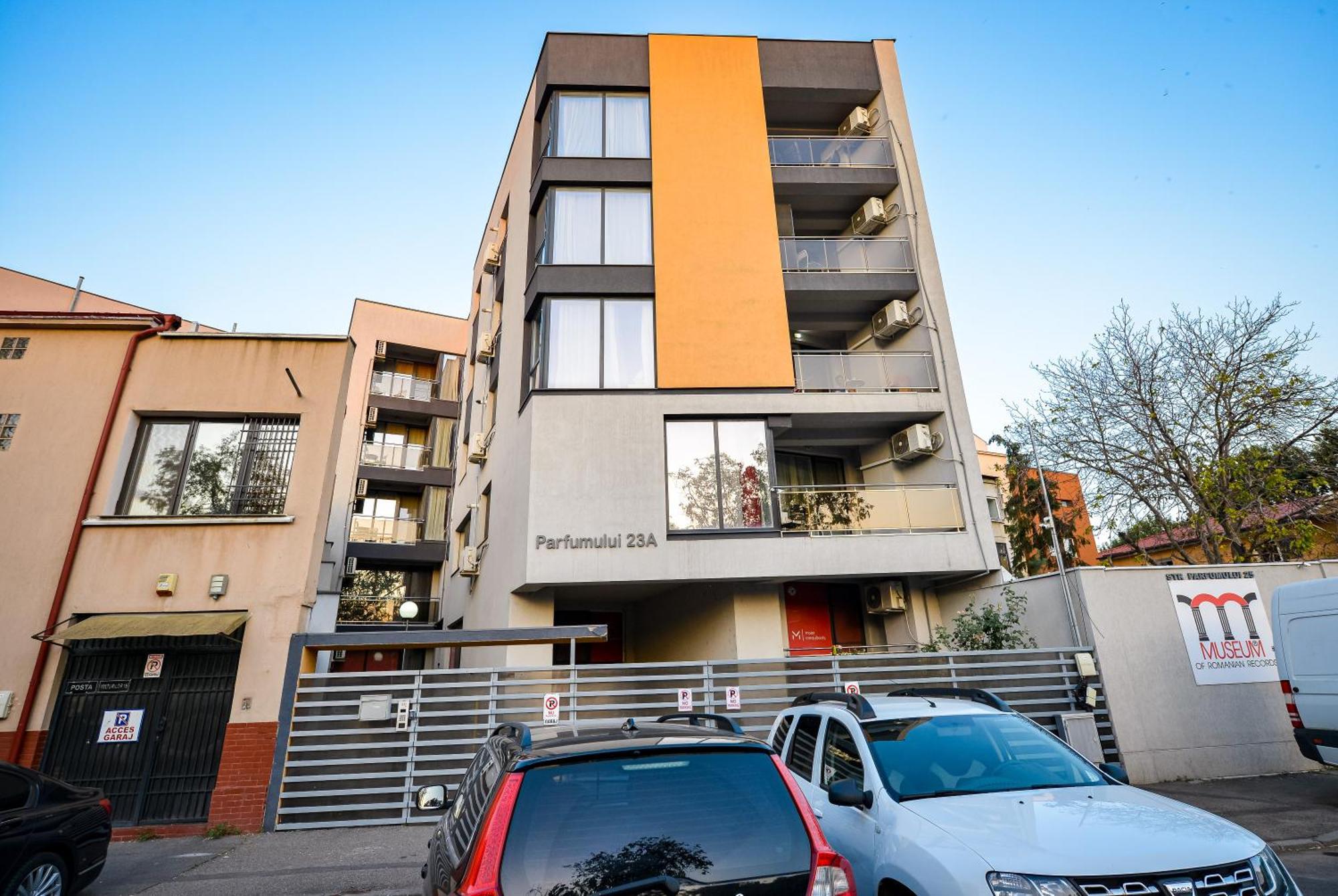Pierre Cardin Deluxe With Terrace By Magniflex Apartment Bucharest