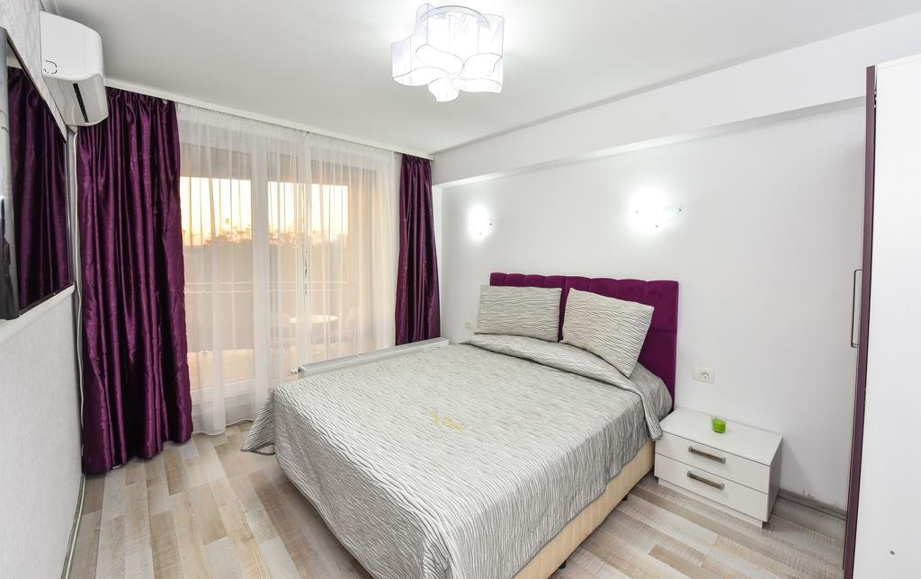 Pierre Cardin Deluxe With Terrace By Magniflex Apartment