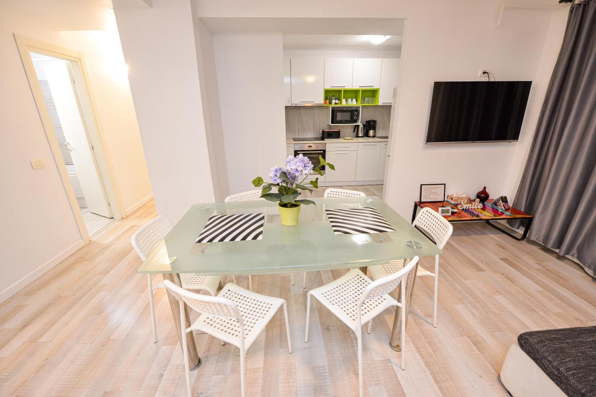 Pierre Cardin Deluxe With Terrace By Magniflex Apartment Bukarest